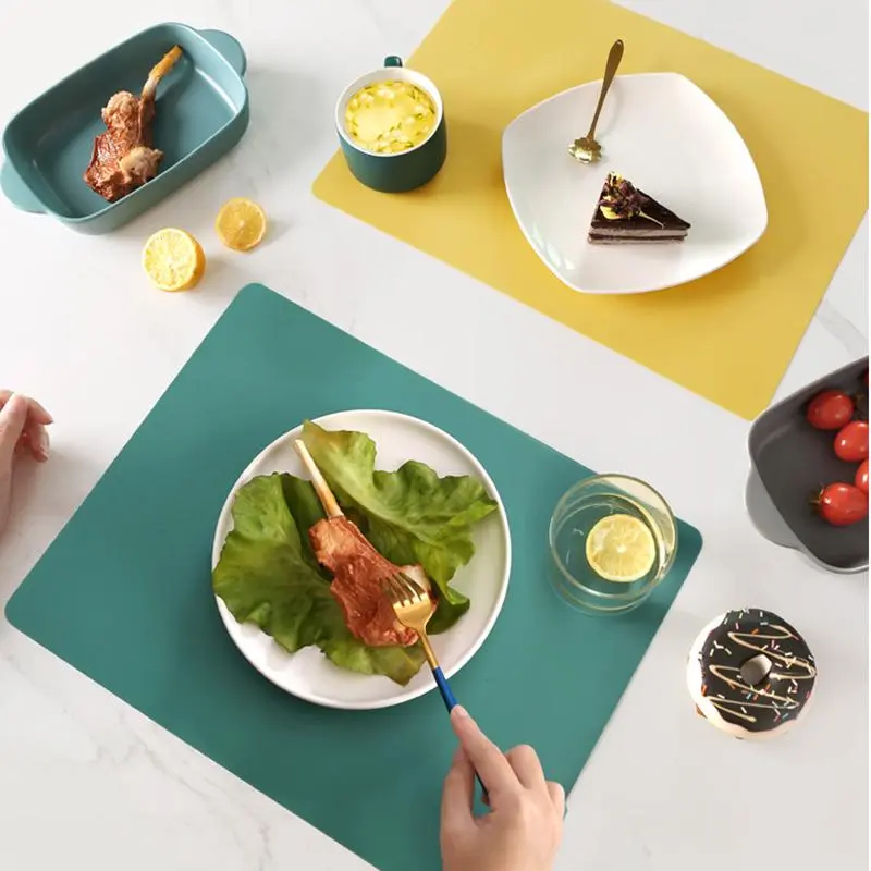 New silicone waterproof dining table mat insulation mat anti-slip, washable and durable