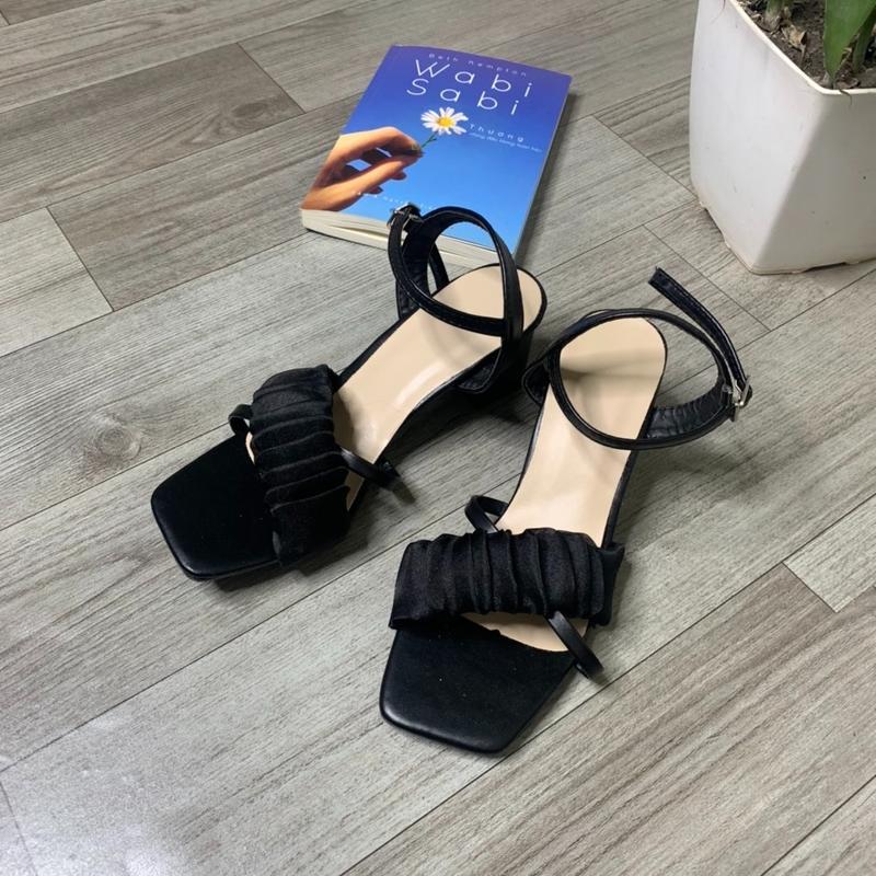 Giày cao gót nữ đế vuông, sandal nữ 5p quai vải voan có màu đen trắng 3