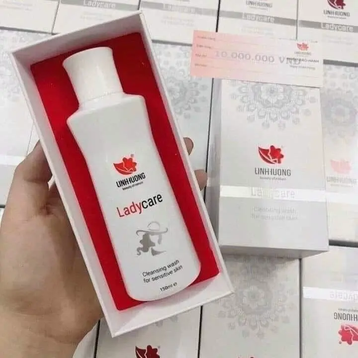Gel Phụ Khoa Linh Hương Dung dịch vệ sinh phụ nữ được tin dùng Đừng so sánh em nó với các loại dung dịch vệ sinh thông thường khác nhé  Và cũng đừng hỏi em là sao Gel Phụ  Khoa Linh Hương lại đắt vậy nhé