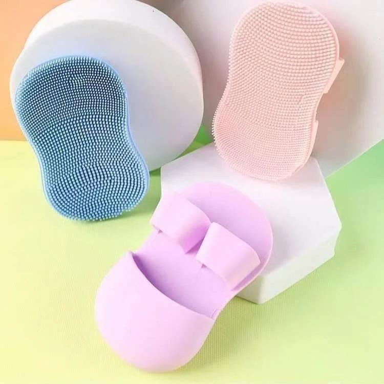 Bàn chải rửa mặt silicon -Bàn chải tẩy tế bào chết làm sạch lỗ chân lông nhỏ gọn