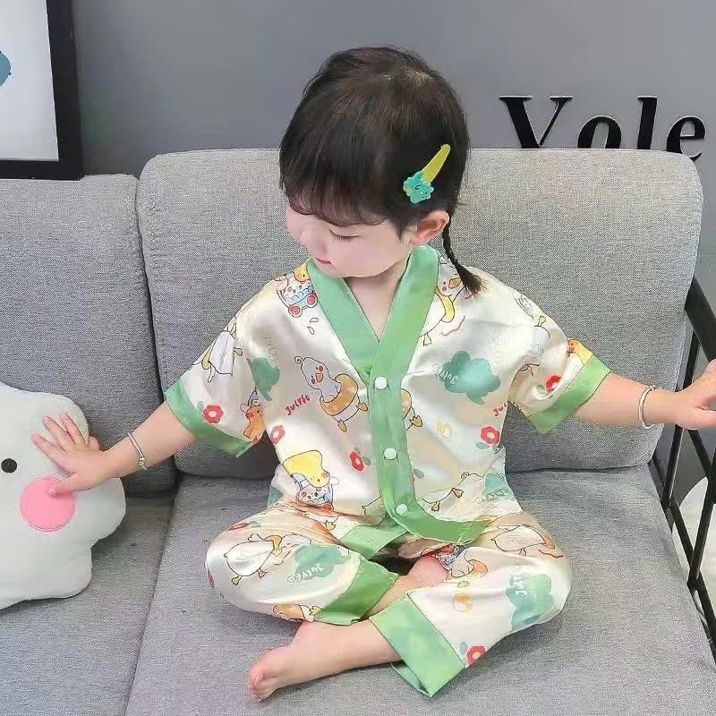 BỘ ĐỒ NGỦ pijma dành cho bé gái ,làm bằng chất chất liệu vải coton mềm, nhẹ, thoáng, không gây kích ứng da cho bé. 3