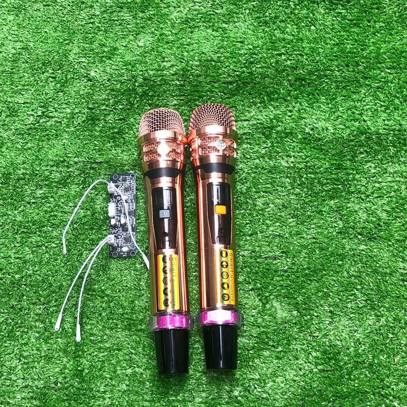 Micro loa kéo ugx 21 chống hú chống trầy xước sóng xa chất liệu hợp kim