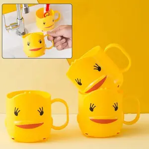 GELAS SIKAT GIGI MOTIF BEBEK LUCU GELAS PLASTIK SERBAGUNA Wadah