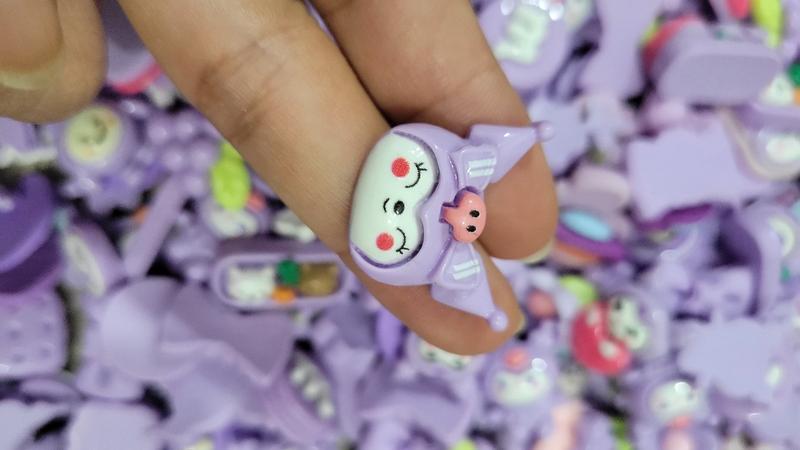Product Introduction of Combo 100 Charm Gắn Kẹp Tóc, Bình Nước, Đồ Chơi Cho bé Phụ Kiện Tóc 2