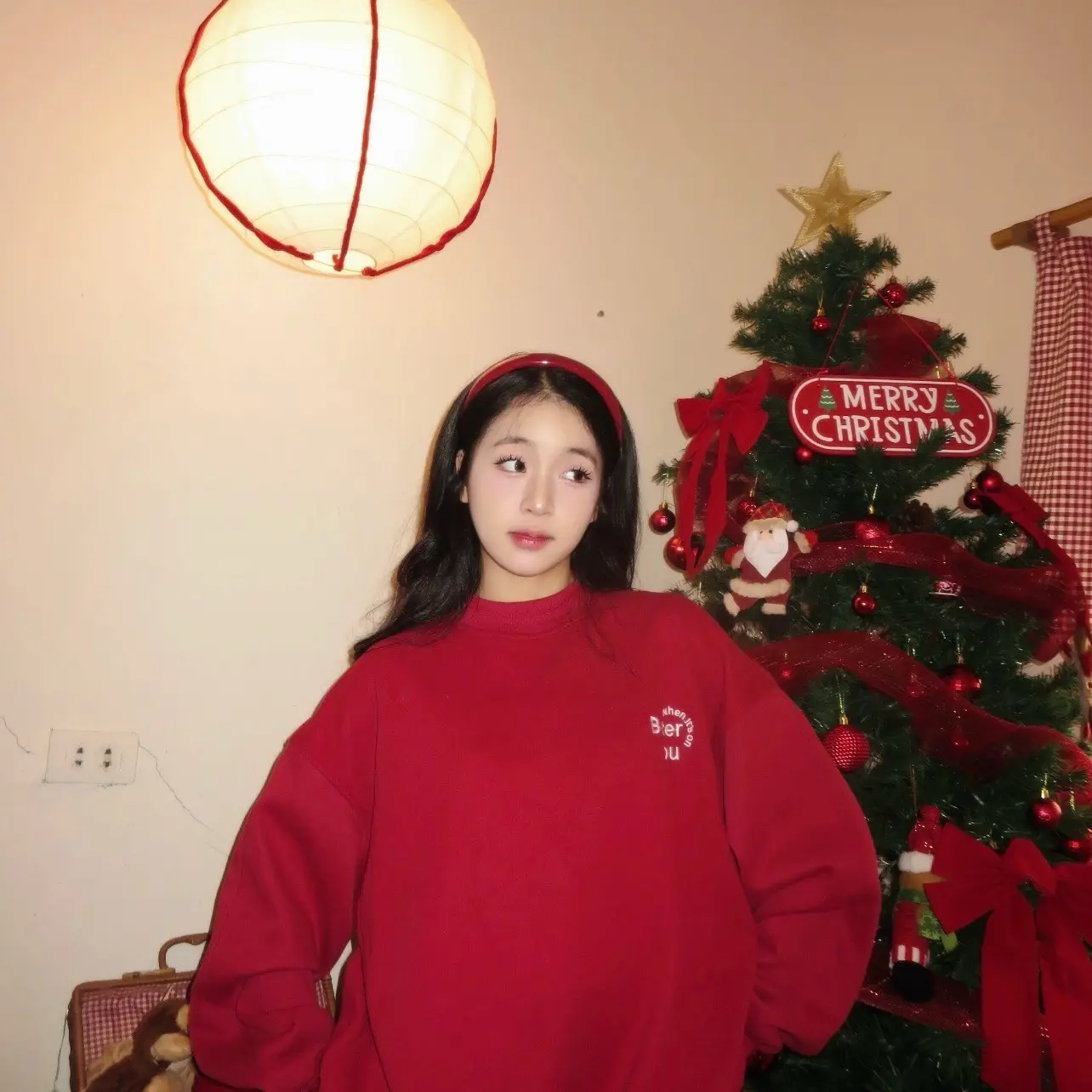 Áo Sweater Đỏ Thêu Chữ Better You Chất Nỉ Lót Lông Mịn Dày Dặn, Phong Cách Năng Động Thời Trang Nữ Monnyny