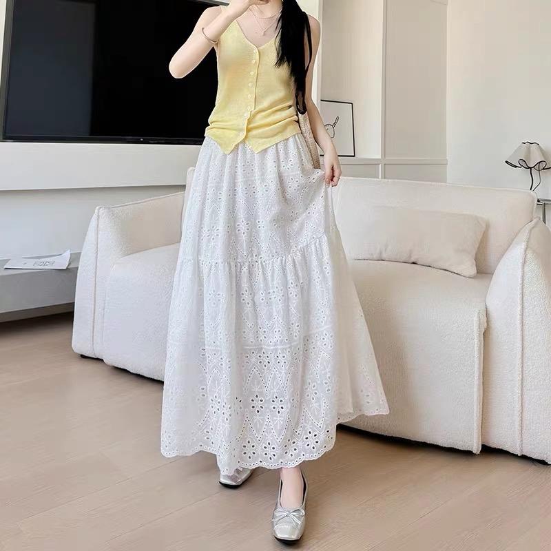  Chân váy ba tầng ren xoè dáng dài midi dập hoa nổi 2 màu đen trắng hàng QC 2517 