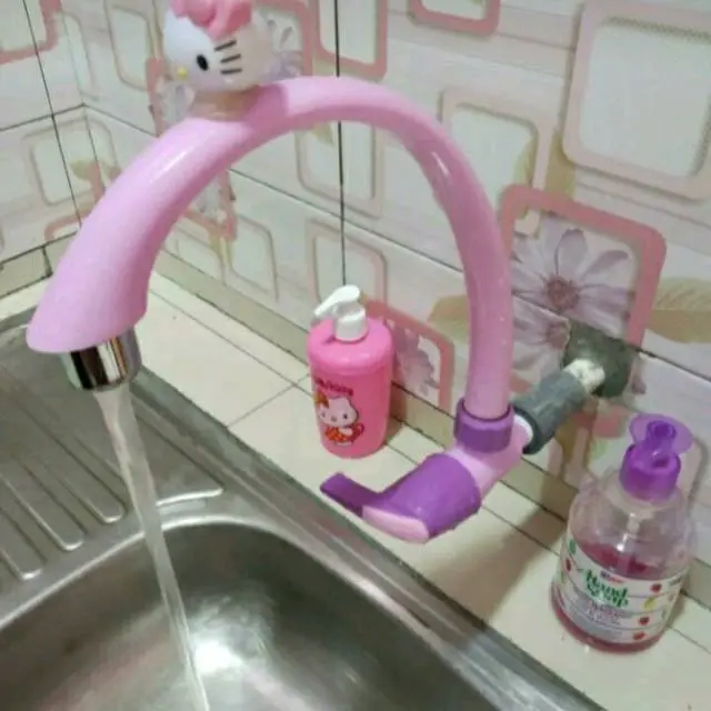 Kran Westafel karakter Mickey Minnie ,doraemon,dan hello kitty