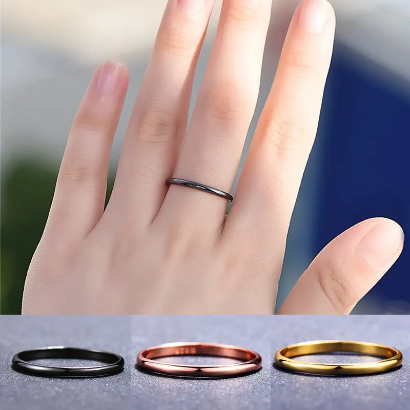 Ring Cincin Oval TiTanium Pria Wanita Gold Hitam Black Silver  2mm Men Women Thin Titanium Steel Ring Rose Gold Black Silver Color Engagement Ring Smooth Simple Wedding Rings For Couple Bercahaya dalam Gelap Glow In The Dark Model Classic Korea Stainless