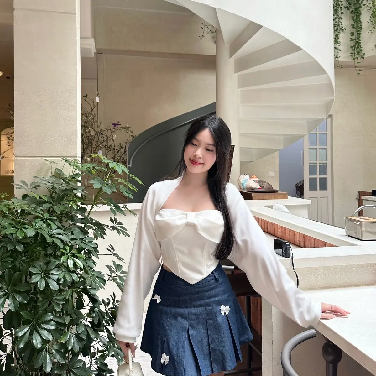 ￼[DESIGNED BY BD.BRAND ]- SET DEMIN ÁO CÚP NGỰC NƠ + CHÂN VÁY DEMIN DỄ THƯƠNG DẠO PHỐ, SINH NHẬT Nữ Women Thun Top