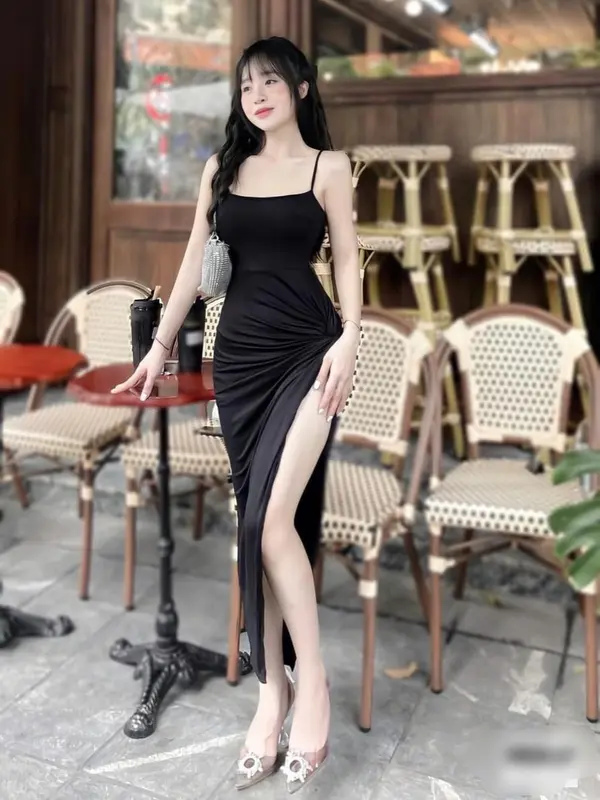 ĐẦM 2 DÂY CÓ MUST XẺ TÀ XOẮN (40kg-55kg), chất thun ladong mềm mịn Nữ Women Dress Voi Kem Màu Đen Voan 2