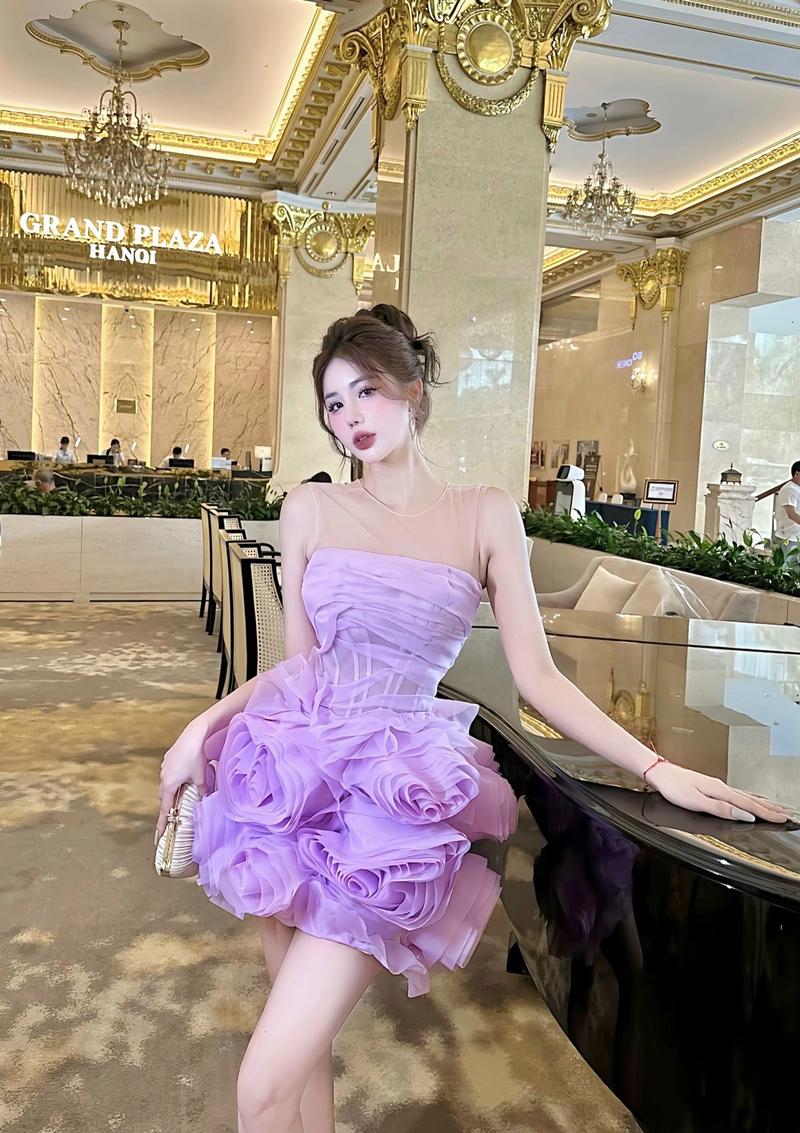 Product Introduction of Váy Dự Tiệc,SN Hoa/PD Size:XS.SML.XL2XL.3XL Màu:Đen,Trắng,Tím.. Hàng Caocap (ib/shop) 5