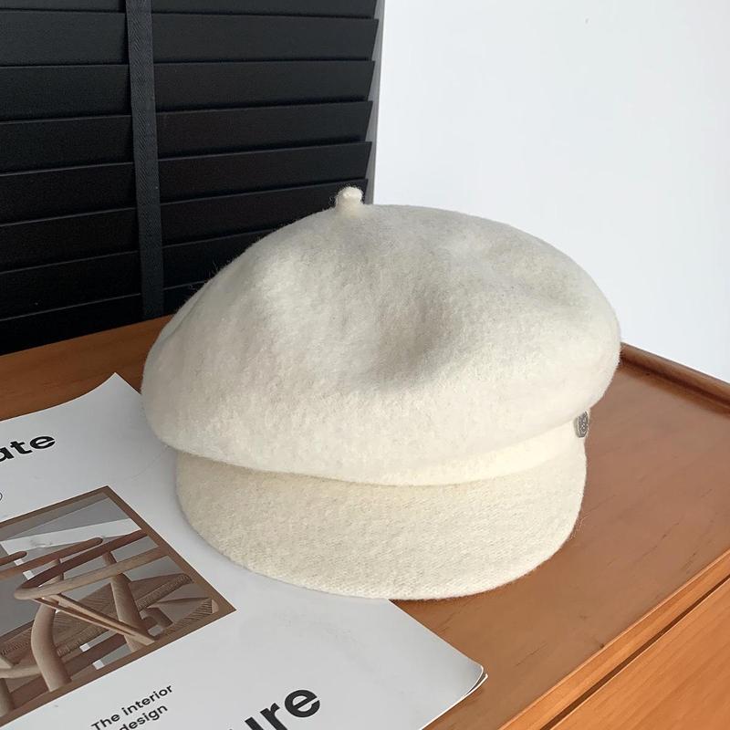Product Introduction of Japanese Wool Beret Hat For Women Comfortable And Versatile Retro And Casual Face Showing Small Octagonal Painter Hat 21
