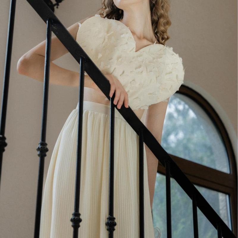 SOLEI DRESS - Váy hai dây trái tim cách điệu trắng be cho nữ 4