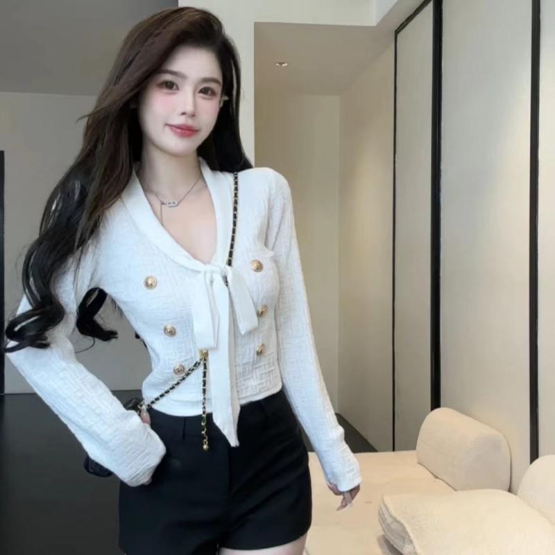 Product Introduction of Áo Cổ Chữ V Dáng Ôm, Cho Nữ, Thích Hợp Mặc Mùa Hè 1