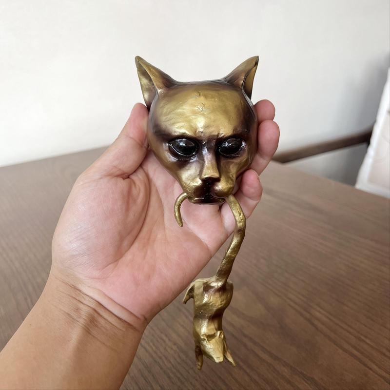 Product Introduction of Cat & Mouse Design Door Handle Decoration, 1 Count Resin Door Handle Hanging Ornament, Home Decor for Living Room Bedroom Hotel Dormitory 14