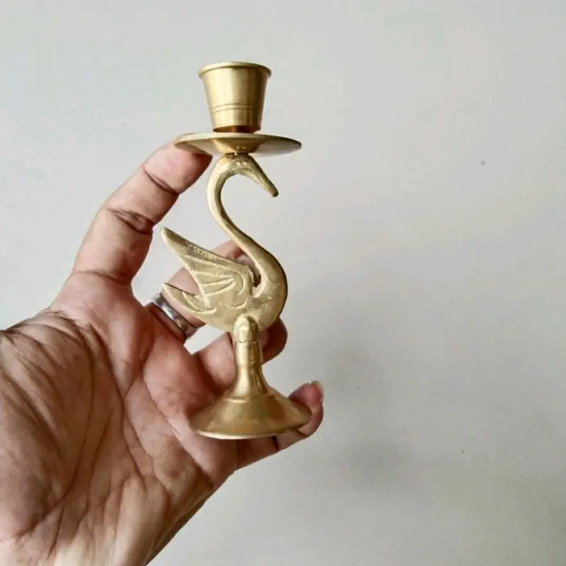Tempat Lilin Luningan Model Angsa / Candle Holder 2