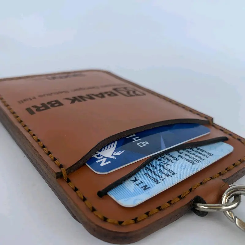 Name tag  atau idcard holder KULIT SAPI ASLI 100%, desain custom nama atau logo perusahaan gratis 3