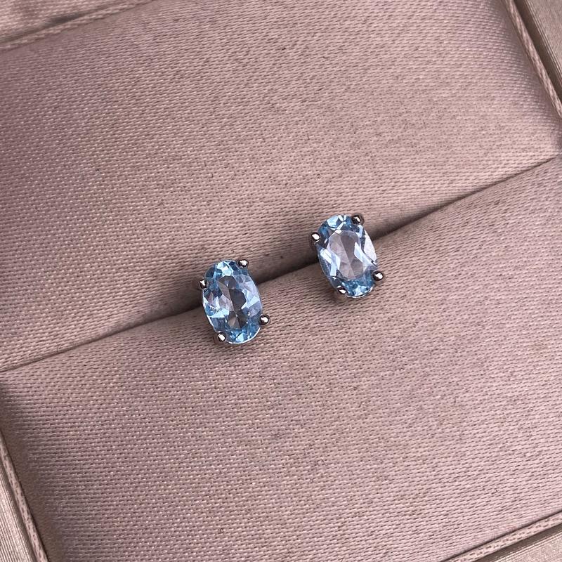 Product Introduction of Amethyst Garnet Citrine Blue Topaz Peridot Earrings S925 Silver Inlaid Classic Women's Earrings 3
