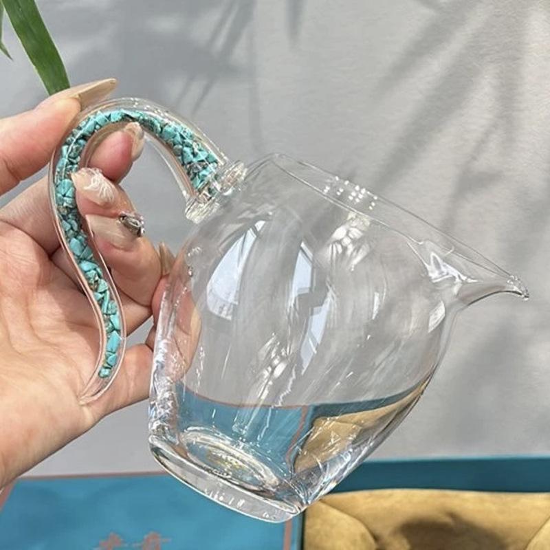 Tống chia trà thuỷ tinh dày dặn tay cầm cách điệu dung tích 300ml 2