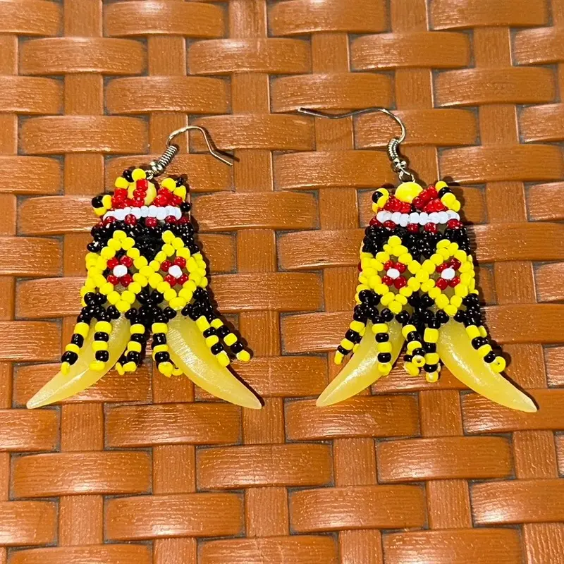 Anting Taring Manik Khas Dayak 1