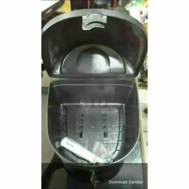 Box Motor Box Belakang Motor KMI Type 201 Kapasitas 10 Liter - BD GSV RACING Accessories Motorcycle 2