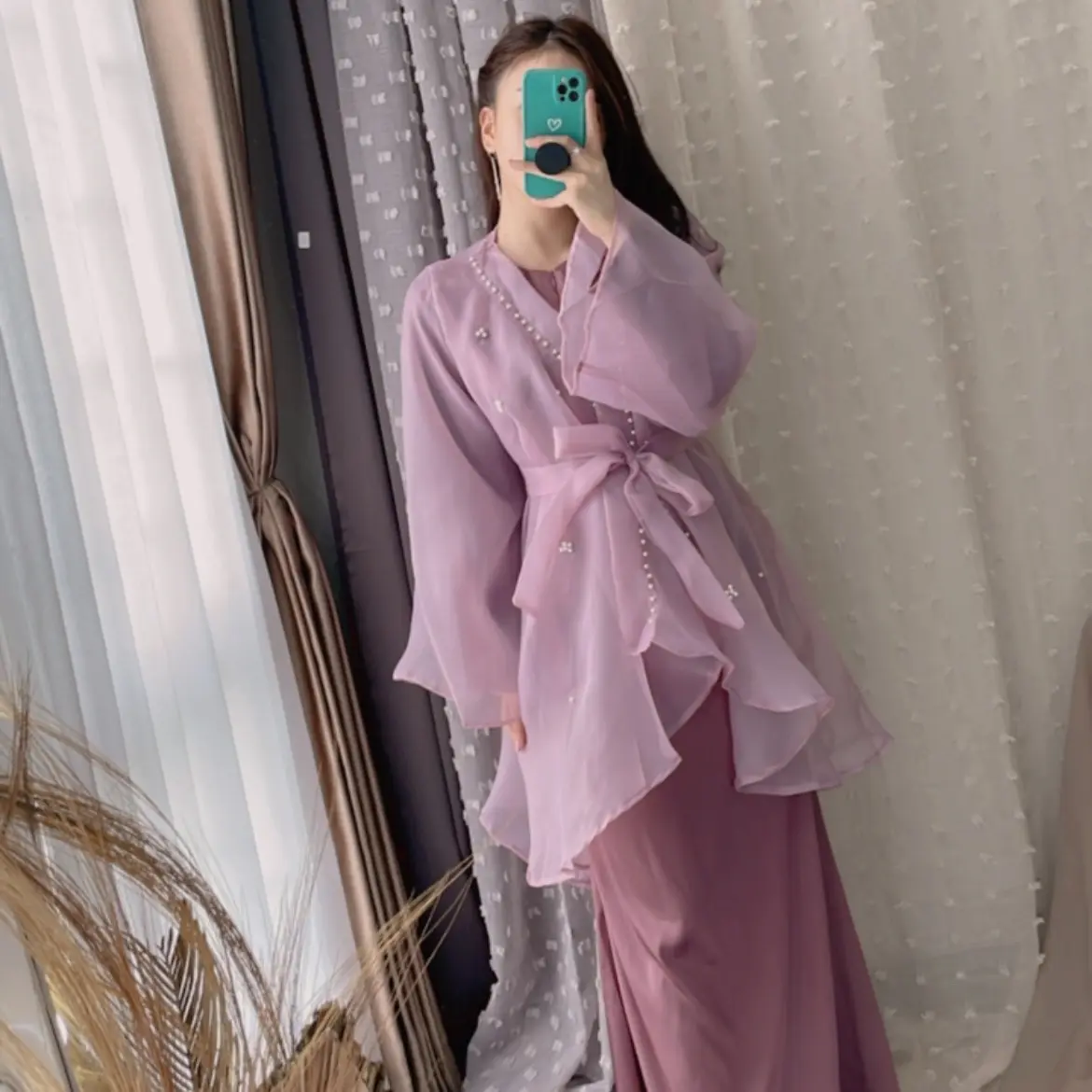 Salma Dress Outfit By Vaeesan