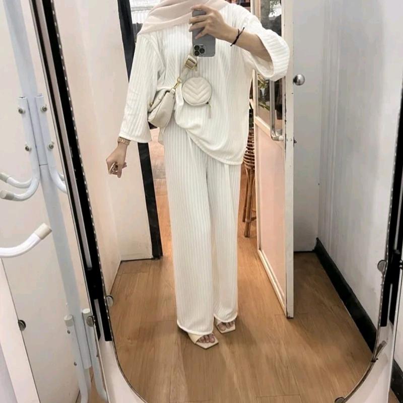 One Set Hornet Knit Premium Setelan Baju dan Celana Wanita Two Piece Set Model Terbaru 8