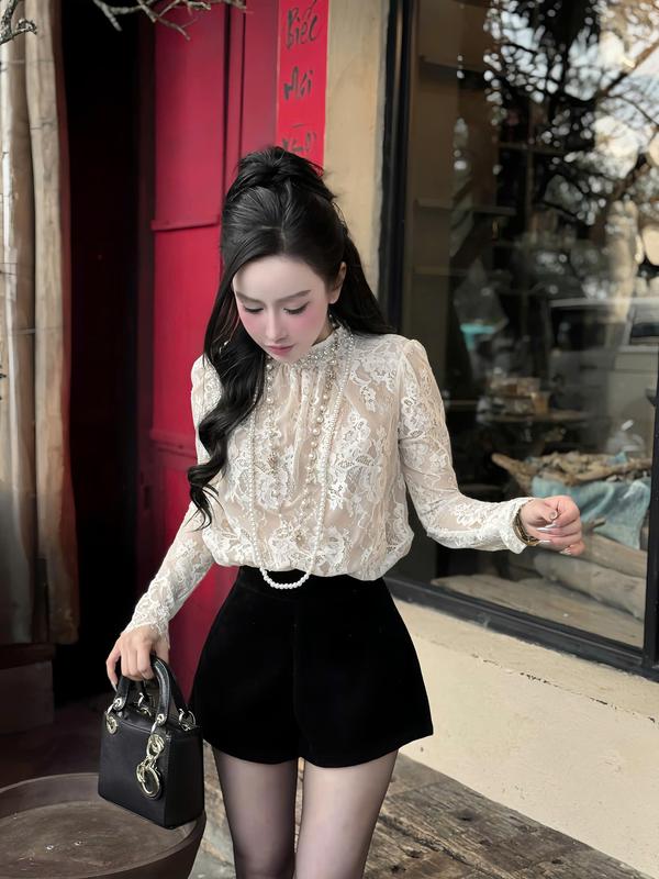Áo Ren Cổ Ngọc Đệm Vai Quế Chi Boutique 2025 1