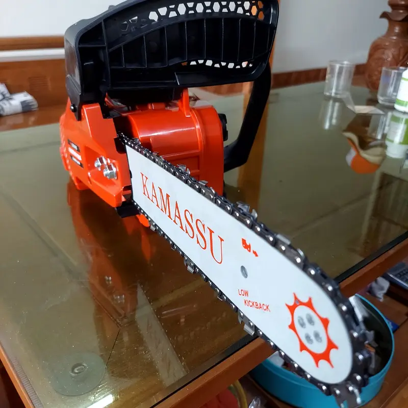 Máy cưa xích kamastsu 2500 máy cưa xích cầm tay nhỏ gọn dễ sử dụng phù hợp cho mọi gia đình 4