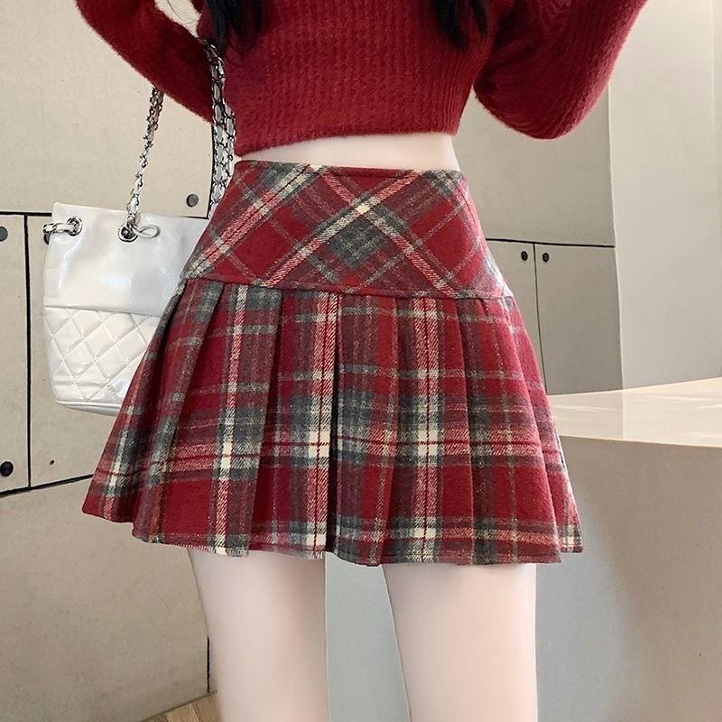 Product Introduction of Autumn Women's Plaid Pleated Dress High Waisted A-line Short Skirt Retro Skirt 14