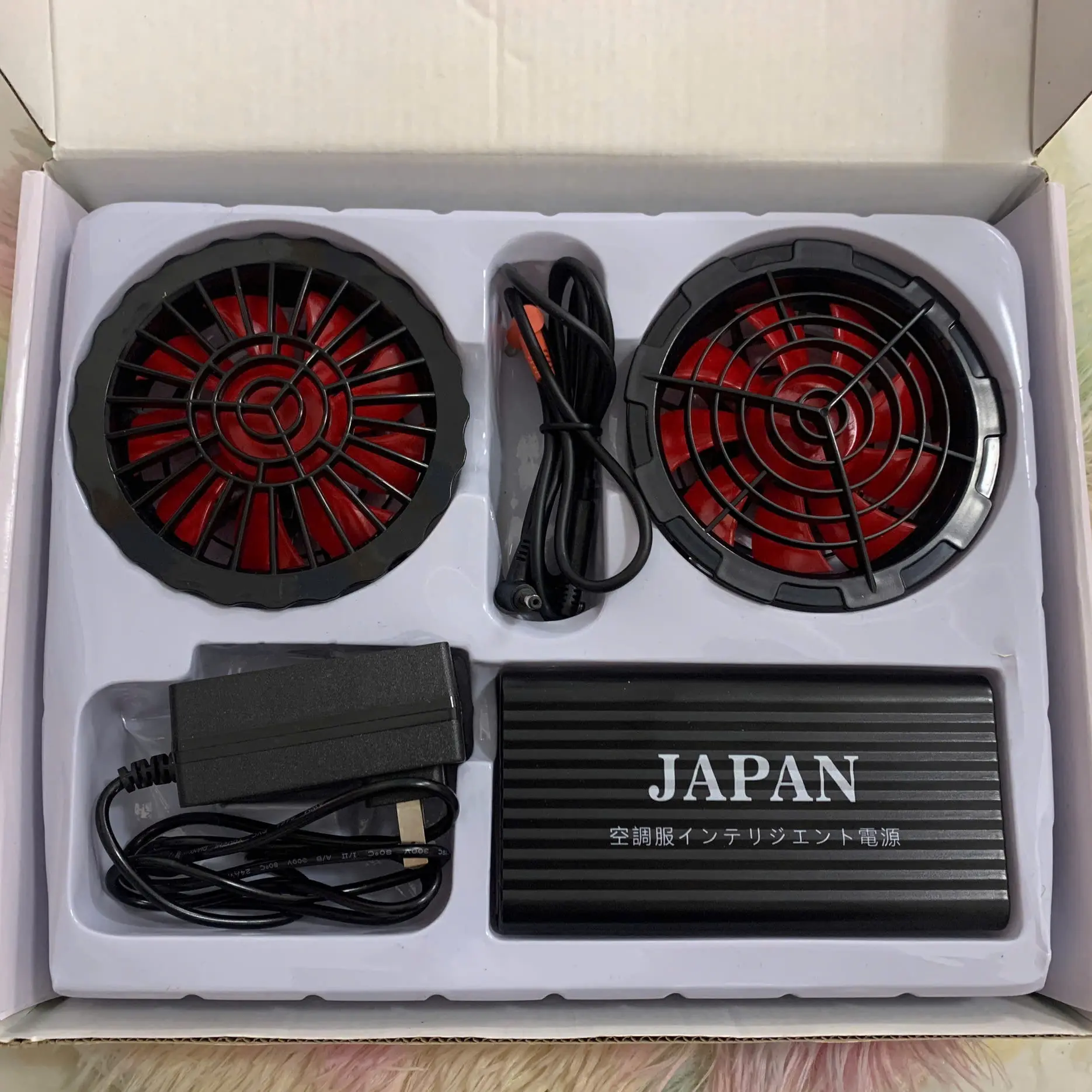 Bộ Phụ Kiện Pin Áo Điều Hòa Gồm Pin 80000 MaH 20V + 2 Quạt Gió 9 Cánh + Sạc Full Box , Bền Bỉ Mạnh Mẽ