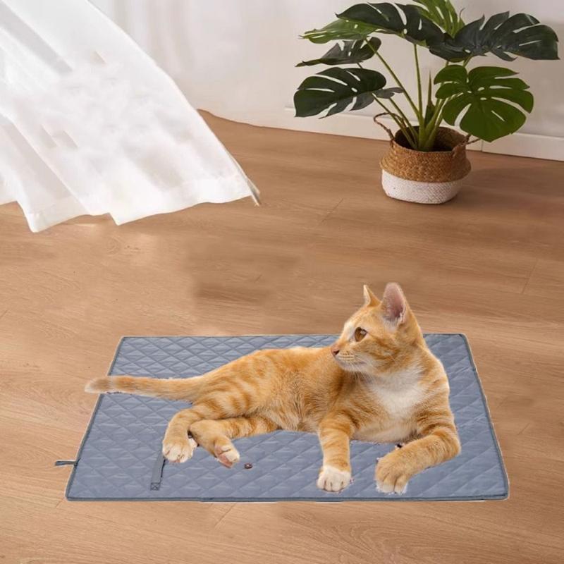 Product Introduction of Practical Oxford Cloth Dog Cooling Mat Waterproof Reusable Dog Pee Pad Moisture-proof Dirtresistant Pets Absorbent Diaper Home 9