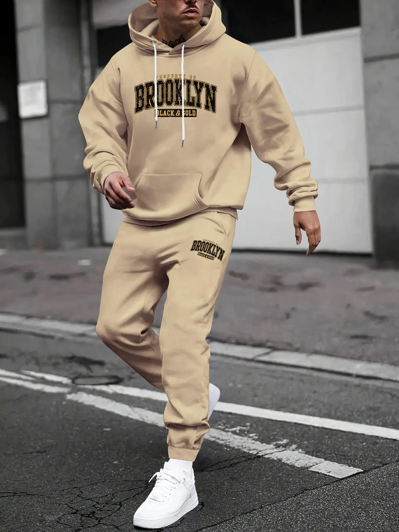 Two-piece Set Men's Letter Print Thermal Lined Hoodie & Pocket Drawstring Waist Sweatpants, Casual Fashion Cozy Regular Fit Two Piece Outfits for Daily Outdoor Wear, Men Clothes for Fall & Winter