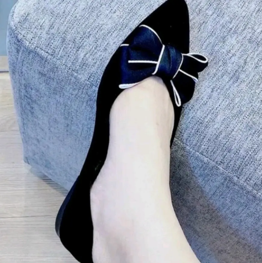 giày bệt nhung nơ - búp bê mũi nhọn nơ kẻ Đế Bằng - phom rộng khách giảm 1 size đi ôm chân vừa vặn