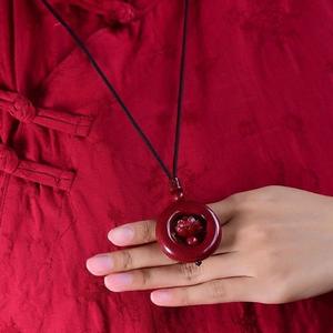 Loket Gancu Keamanan Teratai, Bahan Cinnabar, Untuk Lelaki dan Wanita, Loket Sweater, Loket Pasangan, Rekaan Teratai Pasir Emas Ungu, dengan Simbol Berkat dan Keamanan Jewelry Charms