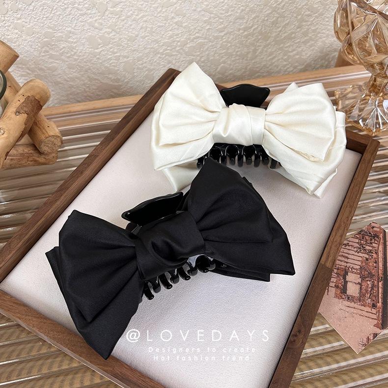 Kẹp ngoạm nơ tông đen, trắng 178 Cài Tóc Nữ