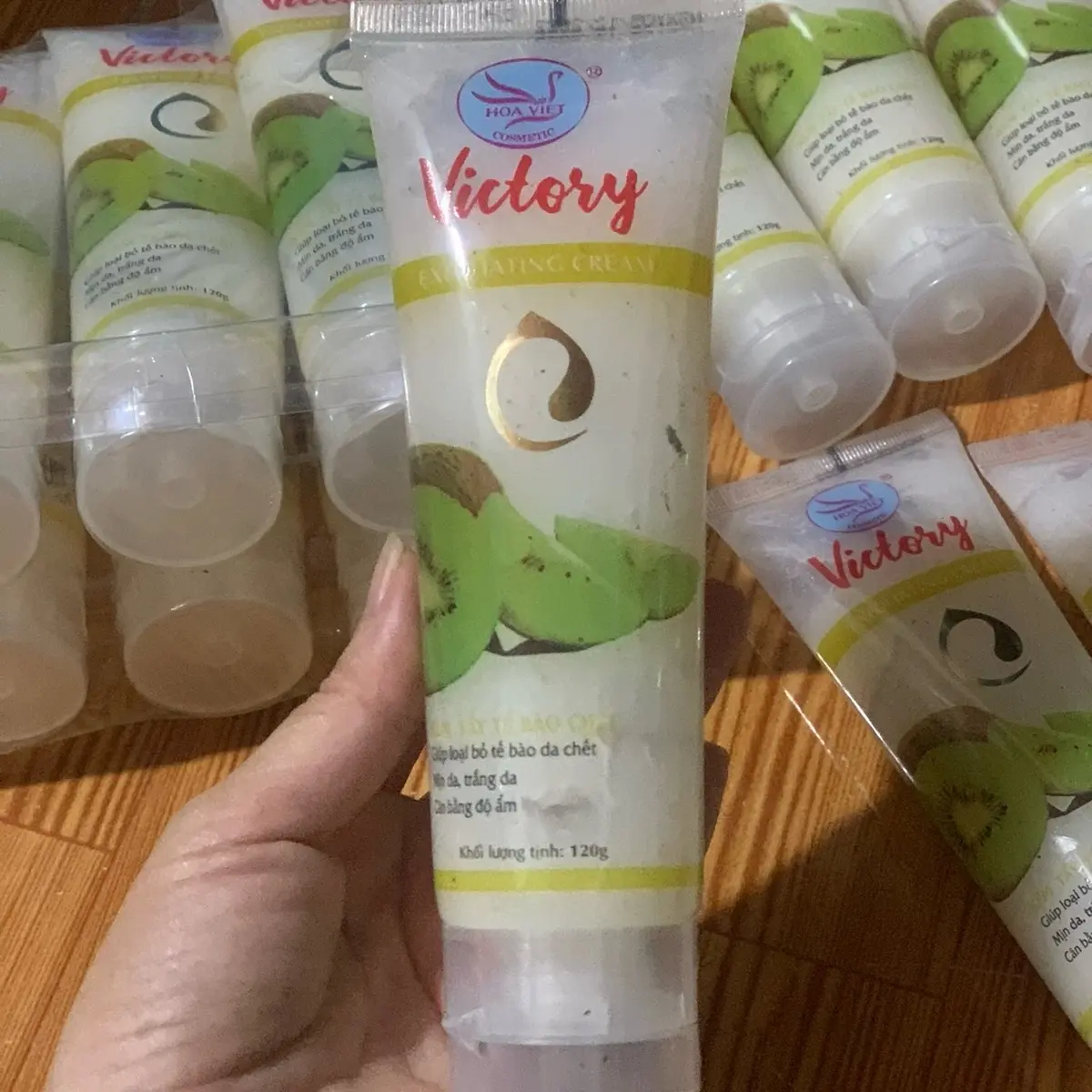 Tẩy Tế bào chết Victorya Hoa Việt