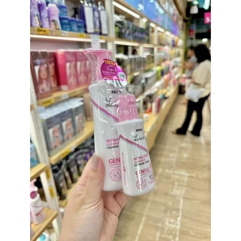 Dung Dịch Vệ Sinh Phụ Nữ Mistine Ladycare Hồng (Combo C/200ml tặng C/50ml) Thái Lan