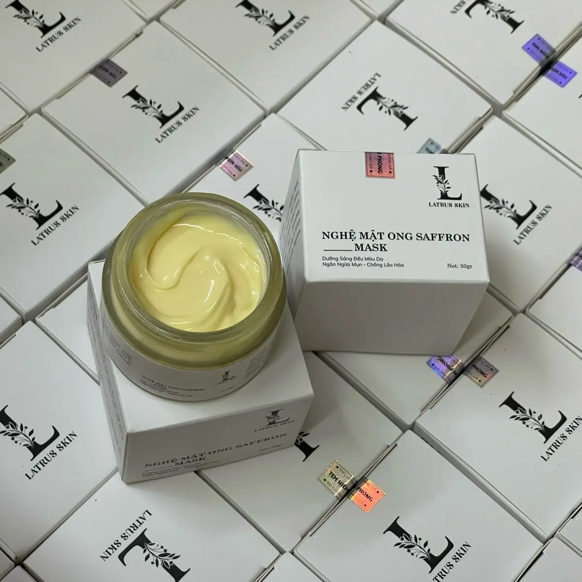 Latrus Skin -  Mask Nghệ Mật Ong Saffron- Sáng Da Ngừa Mụn 50g
