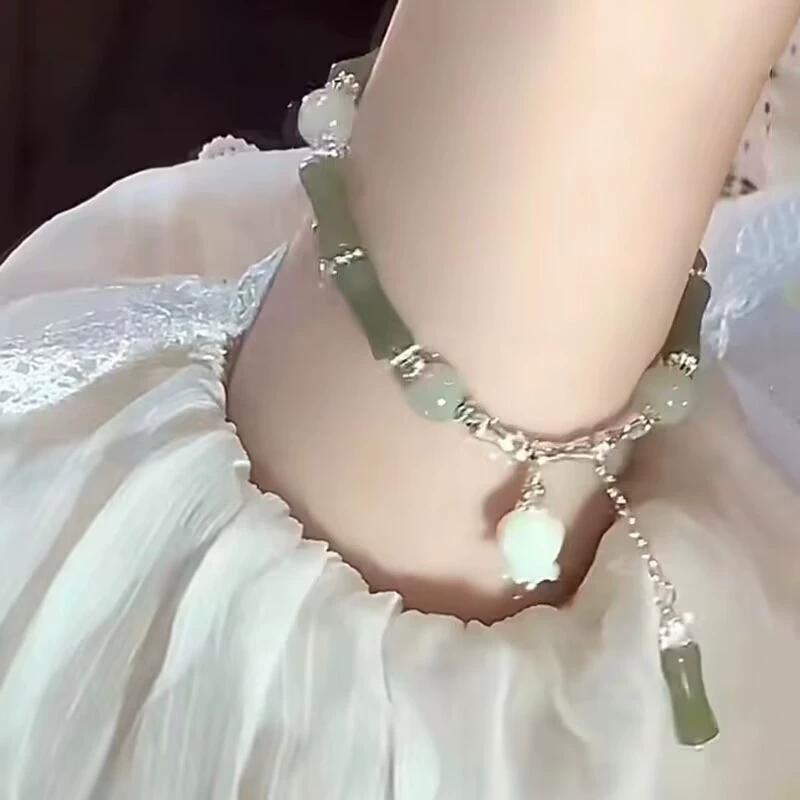 Product Introduction of Vòng Tay Nút Thắt Tre Hoa Huệ Thác Nước Phong Cách Trung Quốc Mới, Dành Cho Nữ, Thiết Kế Độc Đáo Ins, Vòng Tay Giá Trị Cao Phong Cách Cung Điện Trung Quốc Mới, Bán Chạy Tại Cửa Hàng, Dành Cho Nữ 2