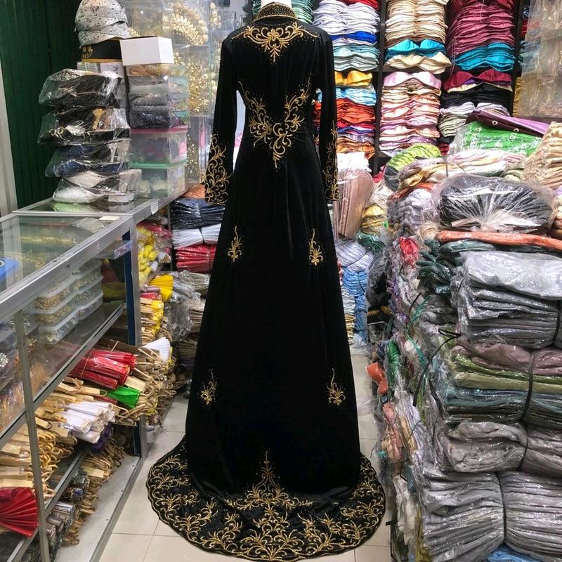 kebaya pengantin bludru merak Gaun Wanita 5