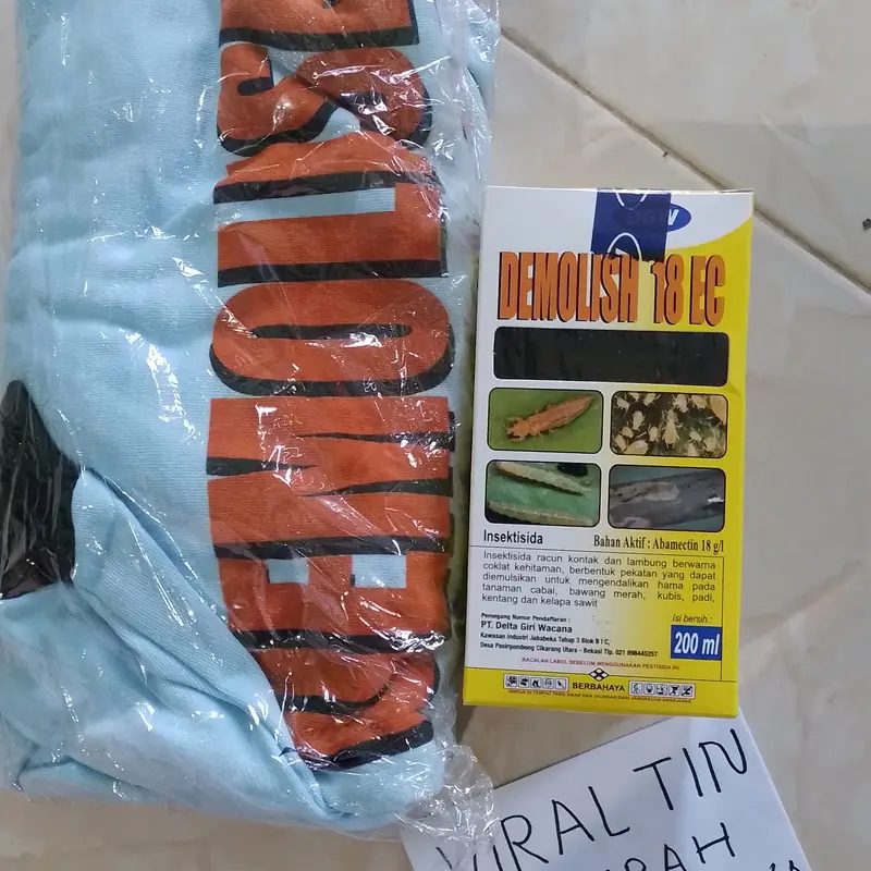 INSEKTISIDA DEMOLISH 18 EC 200 ML ABAMEKTIN + BONUS KAOS 0