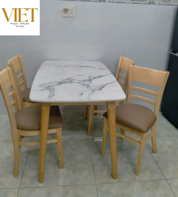 Bộ Bàn Ăn 4 Ghế Gia Đình Bán Chạy Nhất Hiện Nay 1
