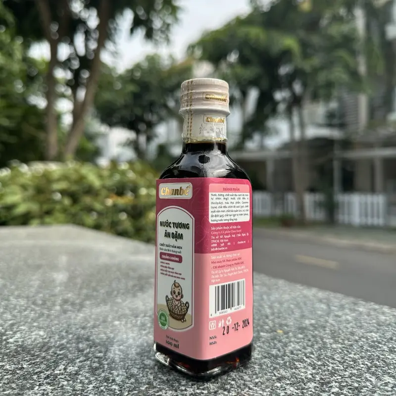 Nước tương ăn dặm chiết xuất nấm men tiêu chuẩn "3 Không" thương hiệu Chan Bé chai 100ml thủy tinh 3