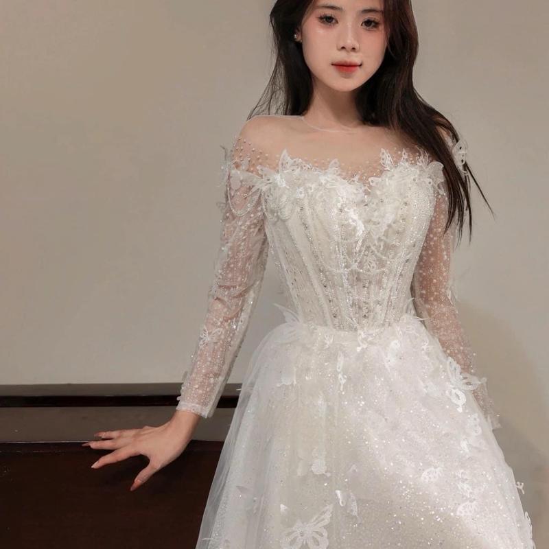  Váy suông đi bàn tay dài vai trễ Lịch Nữ Kim Tuyến 