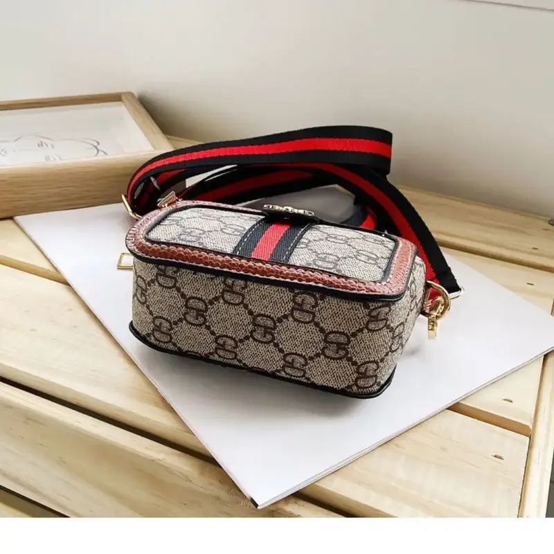 Túi Đeo Chéo Trẻ Em Mini, Thời Trang Mới, Dễ Thương, Chất Liệu PU Chống Thấm Nước, Túi Đeo Vai, Thích Hợp Cho Bé, Ba Lô, ví đựng tiền Xu, Túi Xách 4