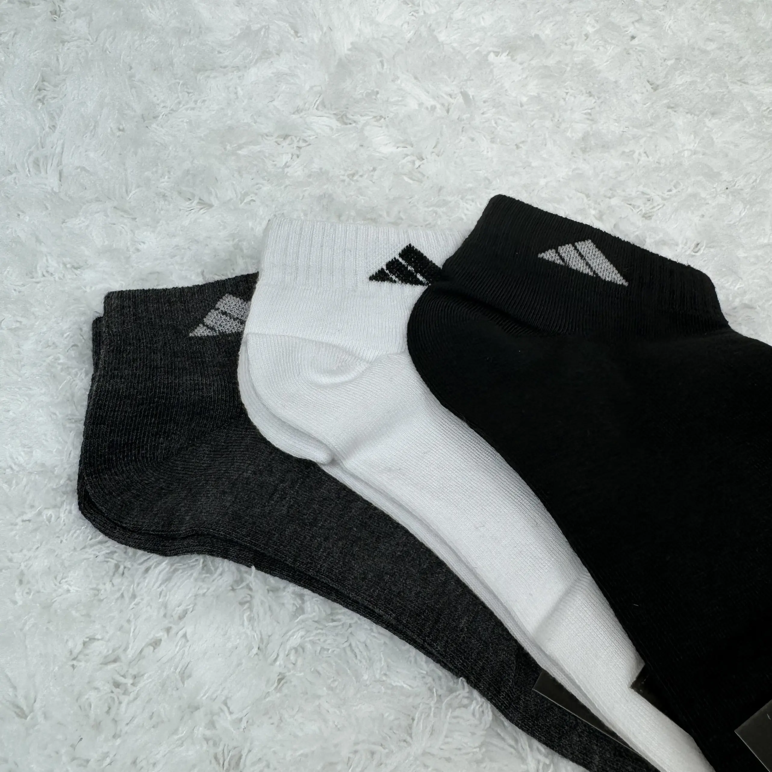 TẤT nam ngắn cổ thấm hút mồ hôi chất liệu co dãn tốt thoáng khí Menswear