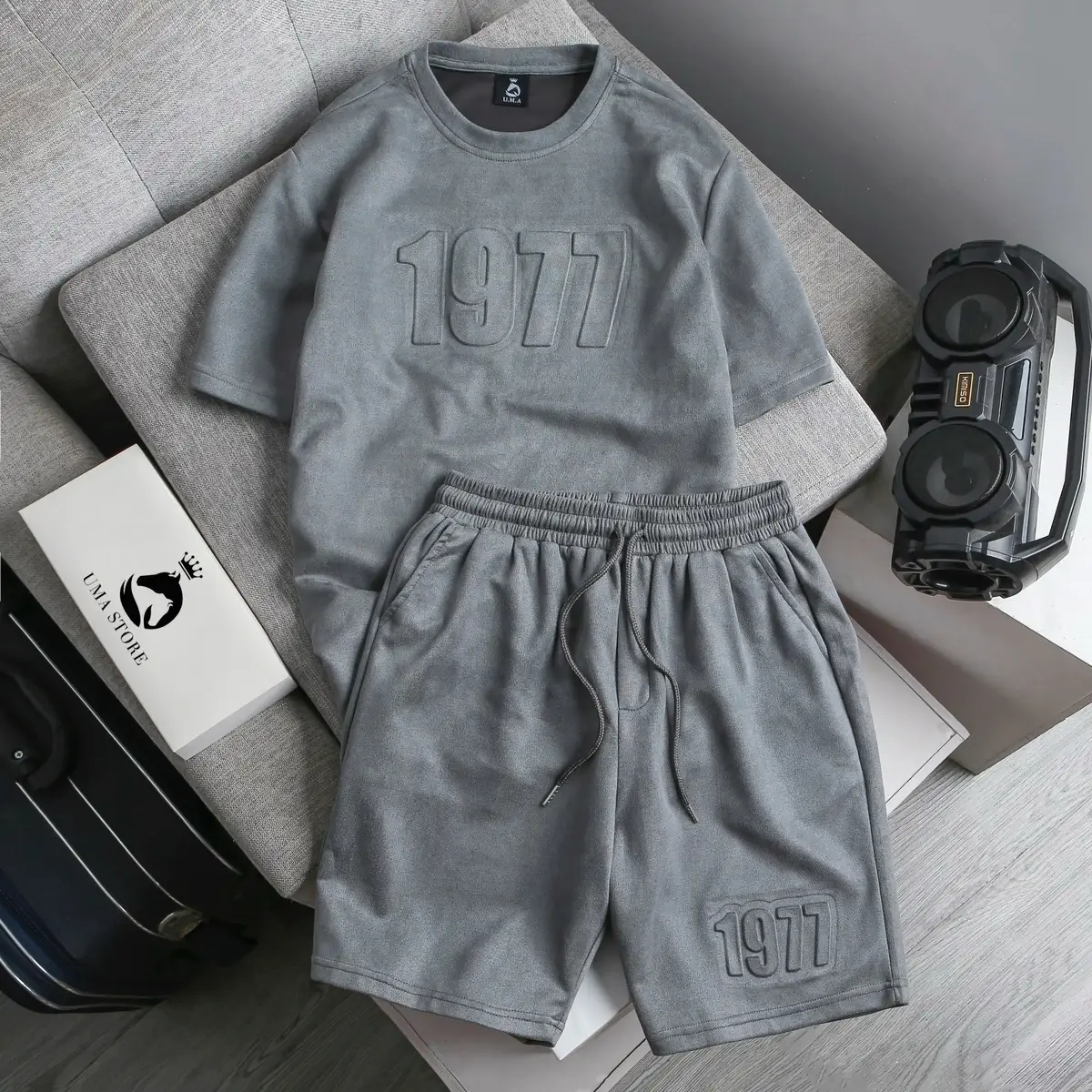 Bộ Quần Áo Nam Cổ Tròn Thể Thảo Chất Liệu Da Lộn Cao Cấp Có Chữ Dập Nổi 3D, Lịch Sự (Poloumaor) Chạy Bộ Sport Top 【 Top H30 】 Màu Xám Nhạt Thường Xxl Đồng Hồ Màu Đen Bodonam Set Nam Dep Thun