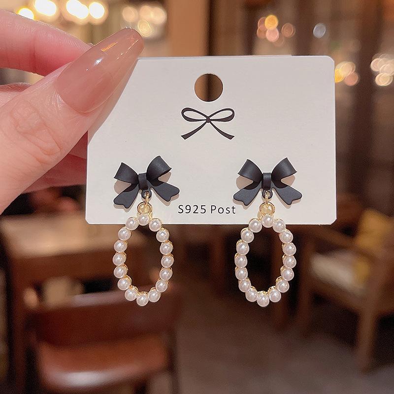 Product Introduction of Sterling Silver Needle Internet Celebrity Live Broadcast Hot-Sale Earrings Stall Supplies for Night Market All-Match Fashion Earrings Ear Rings Wholesale 11