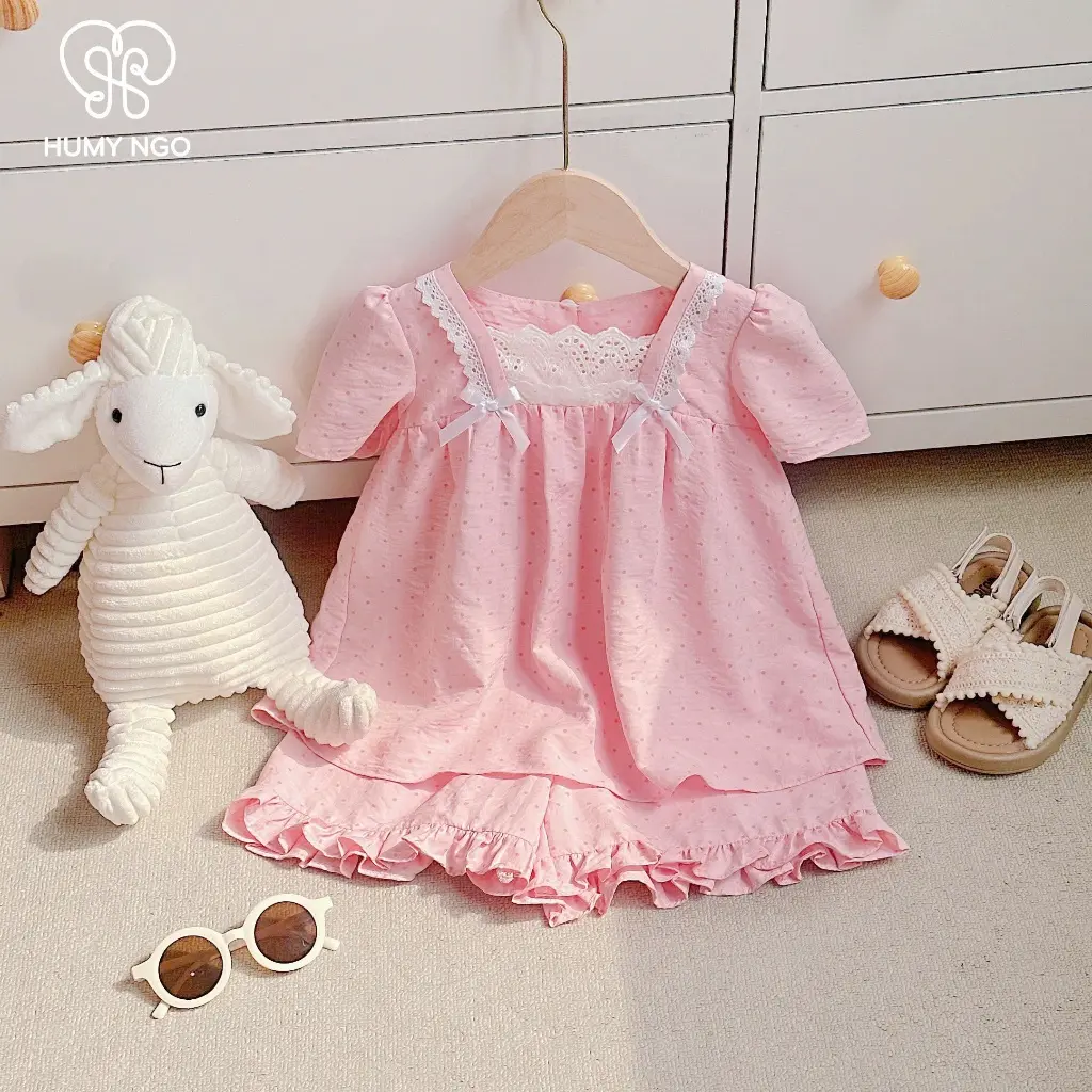 Bộ mặc nhà cộc tay màu Hồng cho bé gái họa tiết chấm bi chất đũi hàn mềm mại, thấm hút - DESIGNED BY HUMY NGO [120]
